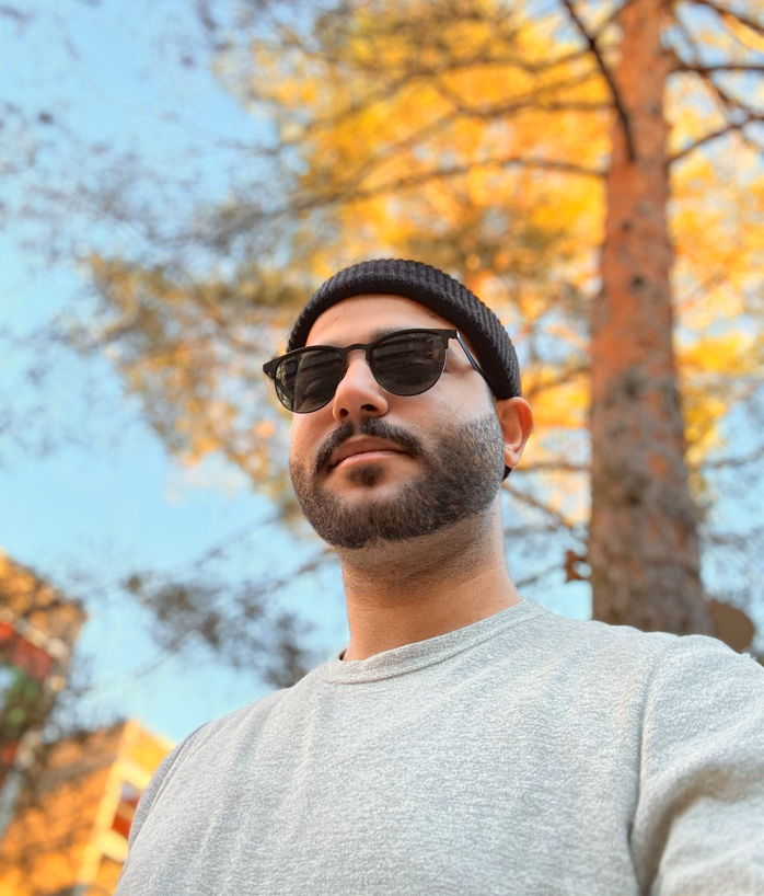 Portrait of Arash Marashian